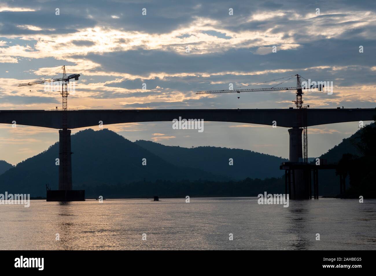High Speed Railway bridge across Mekong river under construction, north of Luang Prabang, Laos.  A Chinese project linking China with Vientiane. Stock Photo