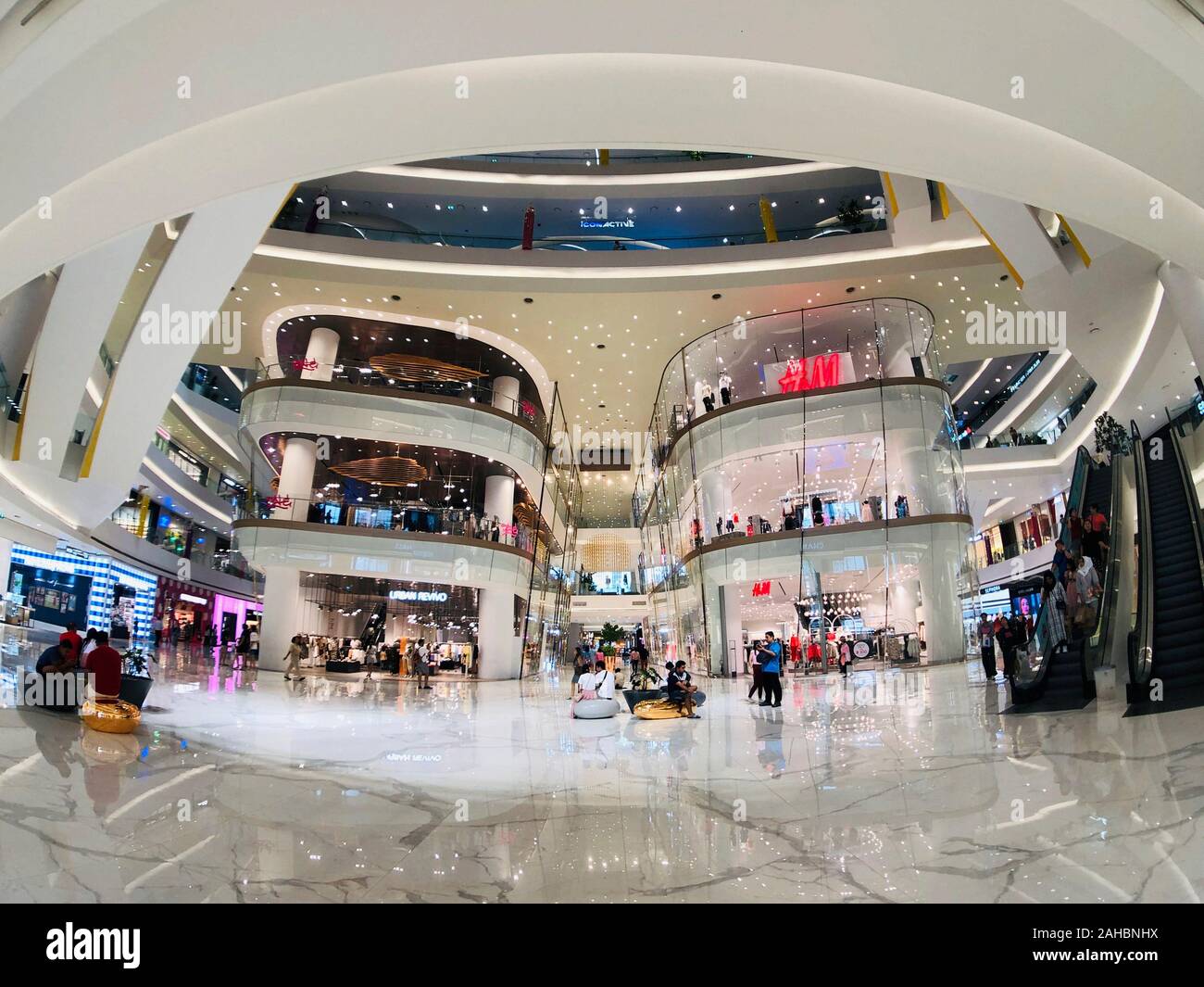 icon-siam-shopping-centre-mall-bangkok-thailand-stock-photo-alamy