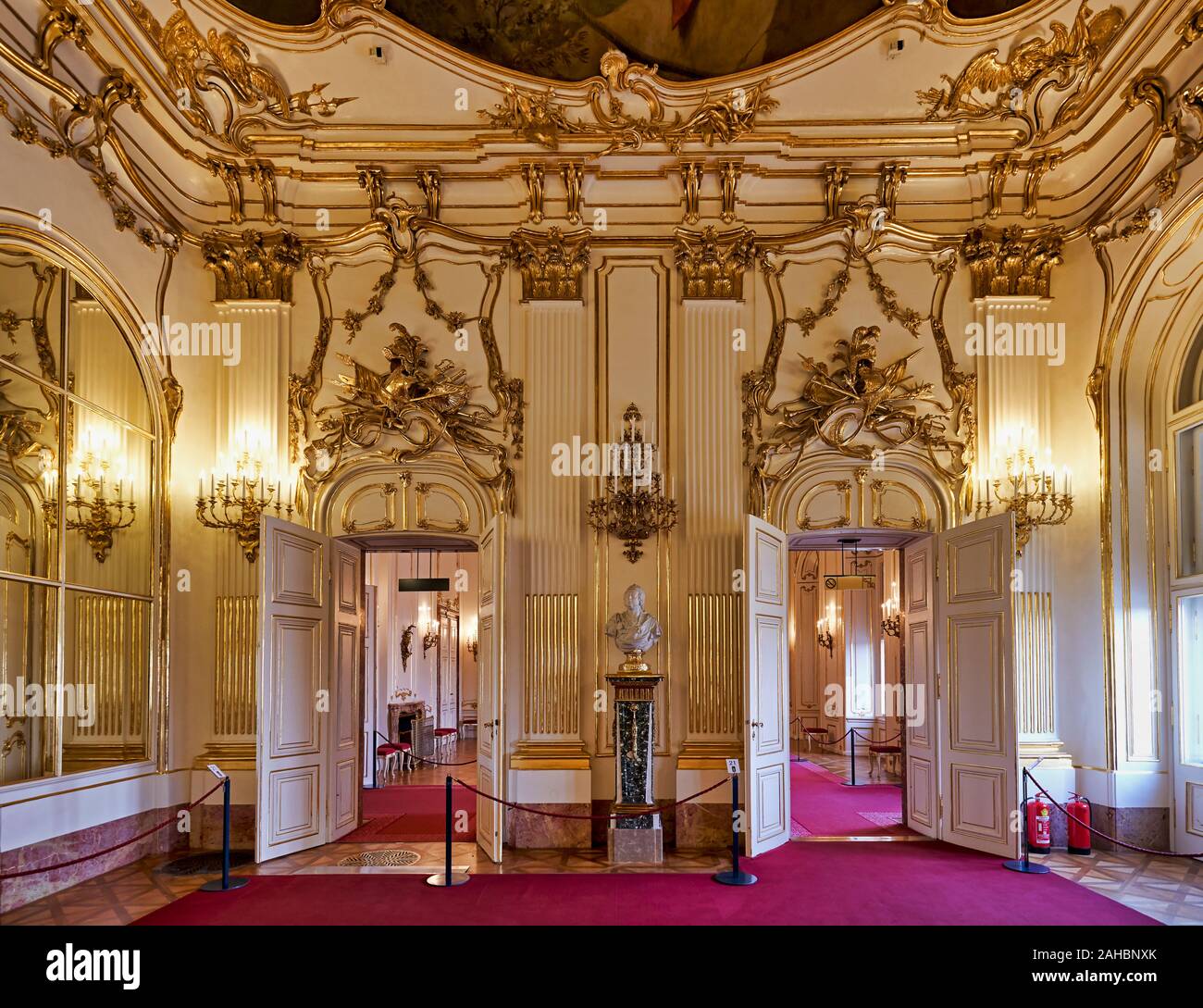 schonbrunn palace vienna austria schonbrunn palace vienna austria