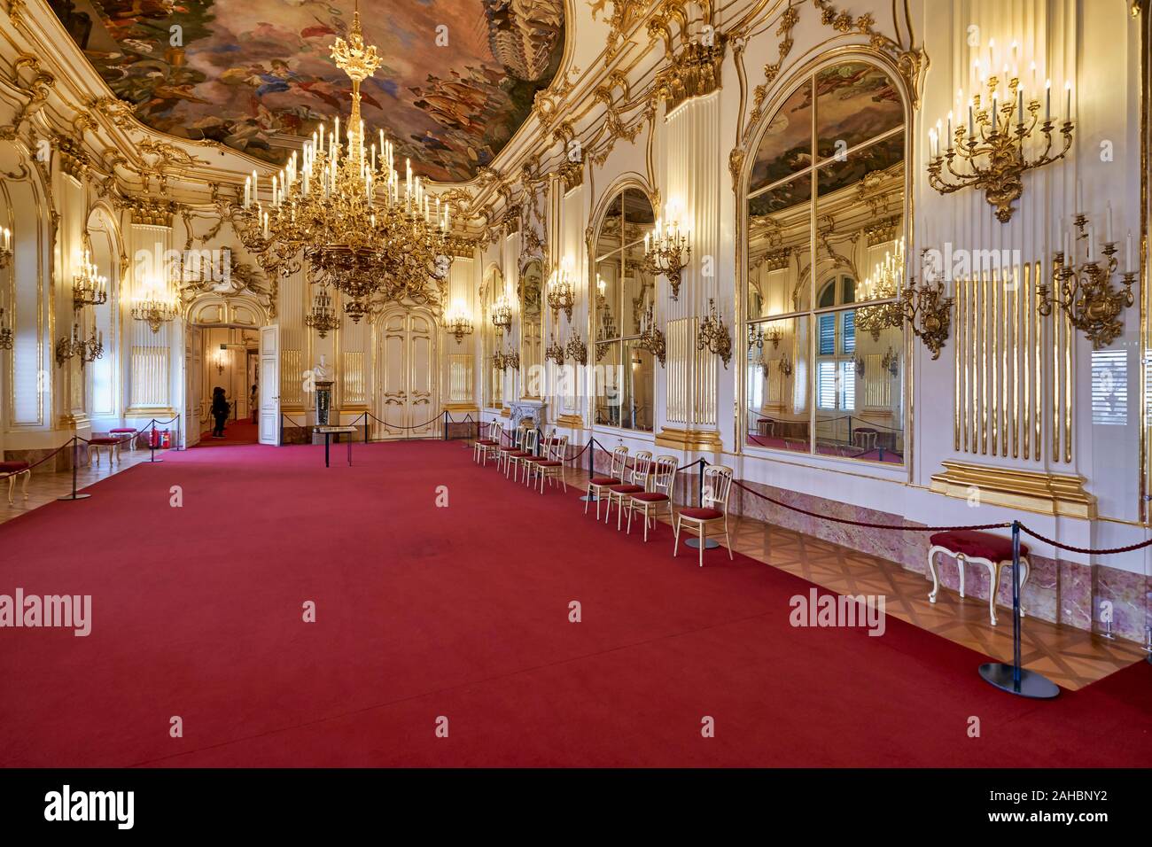 Schonbrunn Palace. Vienna Austria Stock Photo Alamy