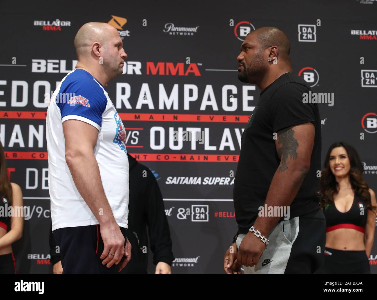 Page 6 Russian Mixed Martial Arts Fighter High Resolution Stock Photography And Images Alamy