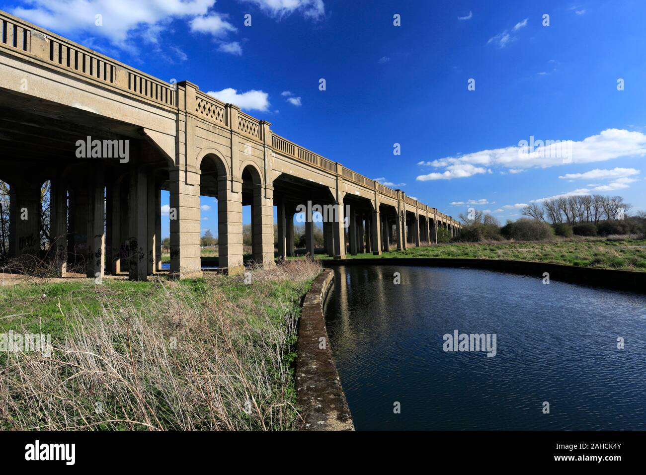The road bridge over the River Nene, Irthlingborough Town
