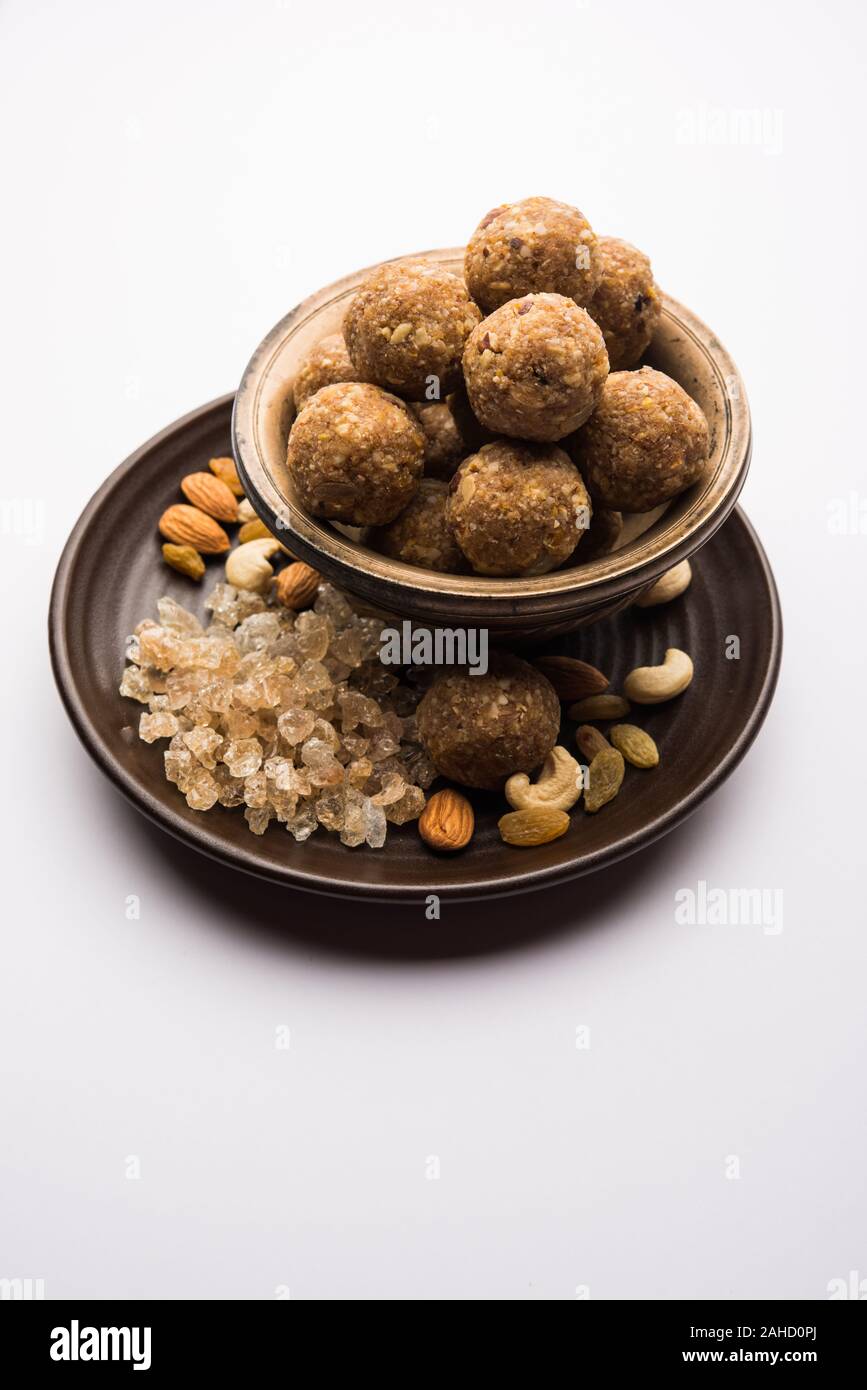 sweet Dink laddu also known as Dinkache ladoo or gond ke laddoo made