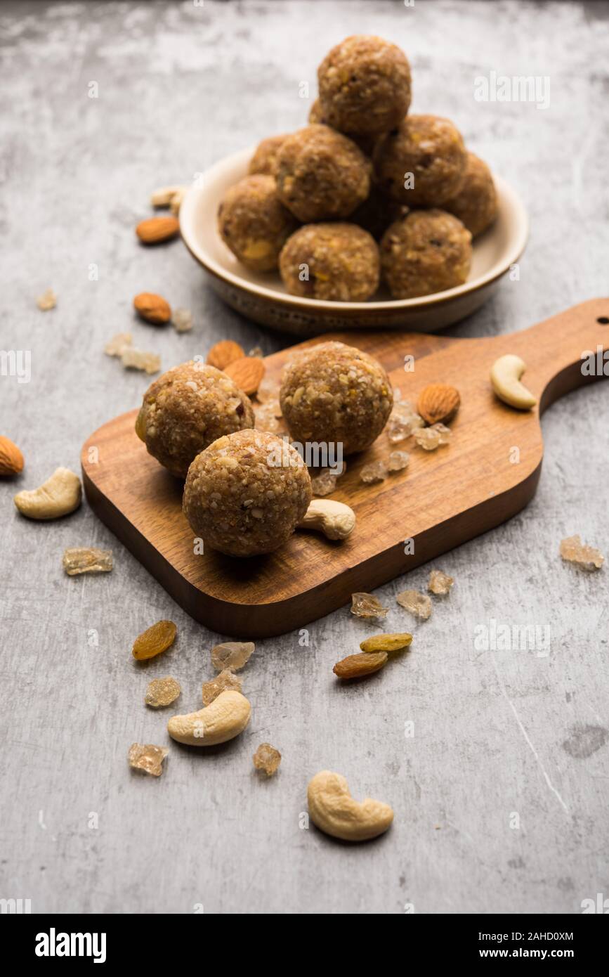sweet Dink laddu also known as Dinkache ladoo or gond ke laddoo made