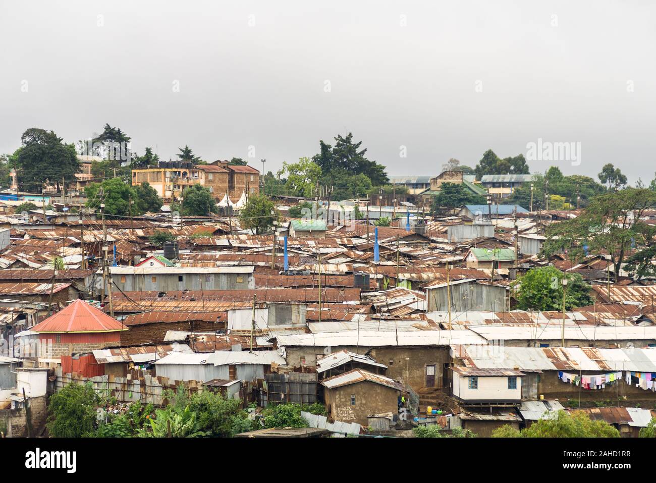 View of a section of Kibera slum showing makeshift shack housing, Nairobi, Kenya Stock Photo