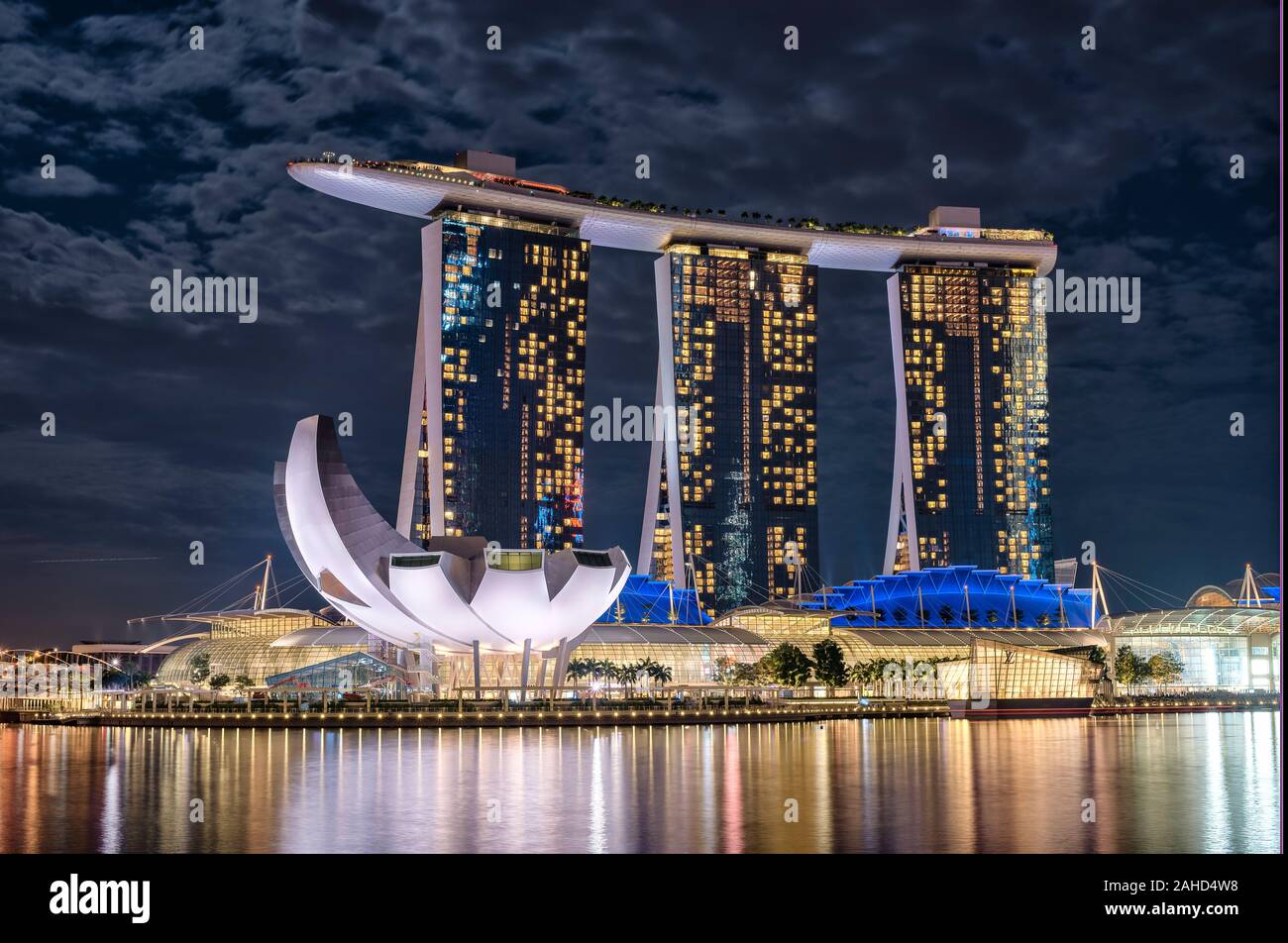 Marina Bay Sands Hotel, Art and Science Museum, left, nightly light show, Singapore Stock Photo