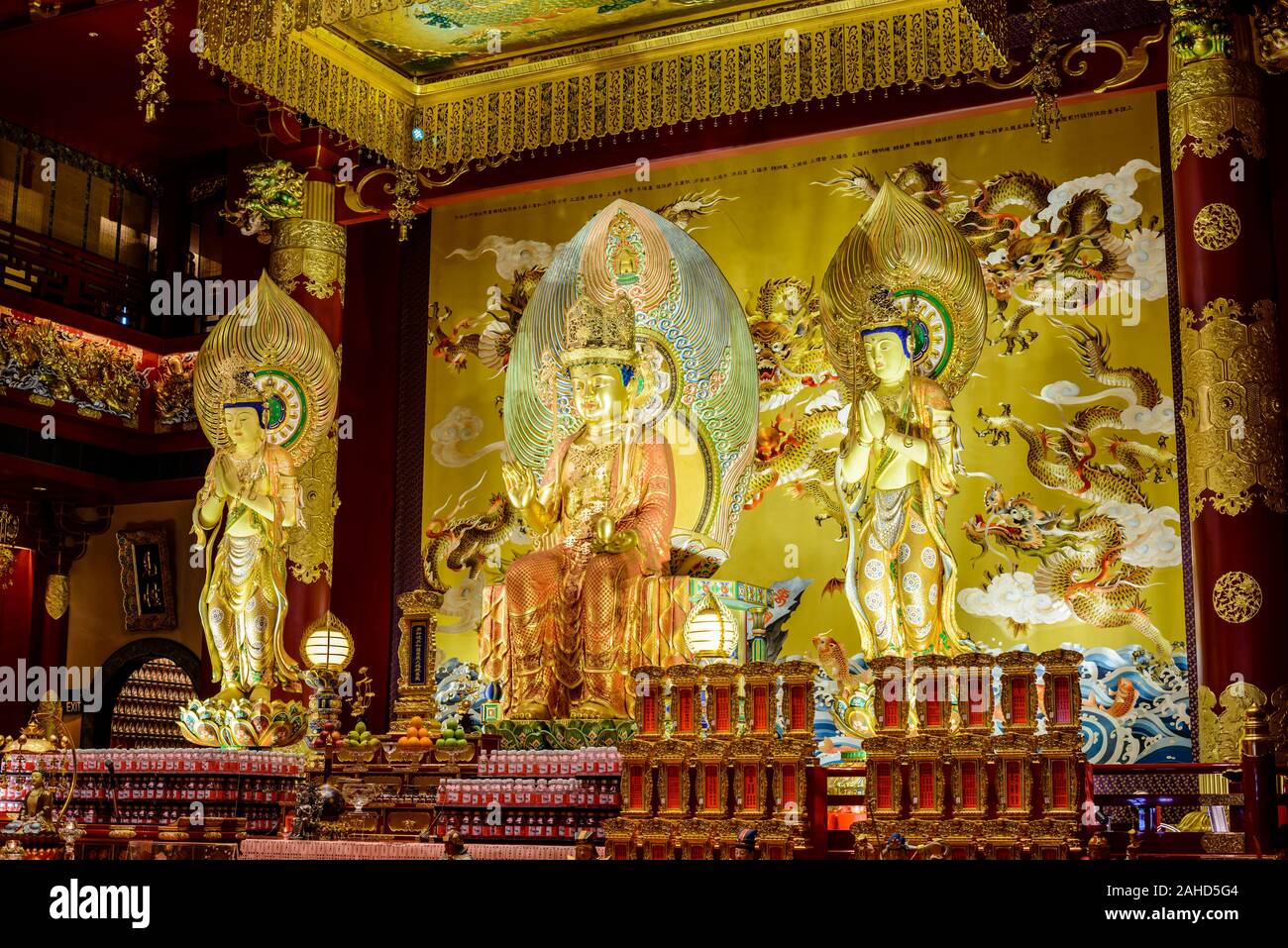 Interior view, Buddha Tooth Relic Temple, Chinatown, Singapore Stock Photo