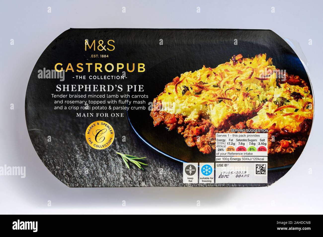M S Gastropub Shepherds Pie Ready Meal Stock Photo Alamy