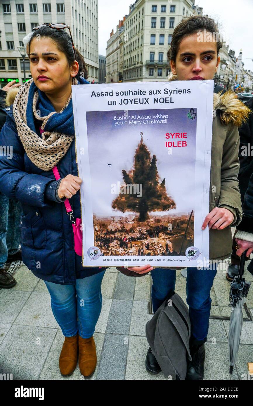 Syrian diaspora protests against Syrian Governmental and Russian bombing of Idleeb, Lyon, France Stock Photo