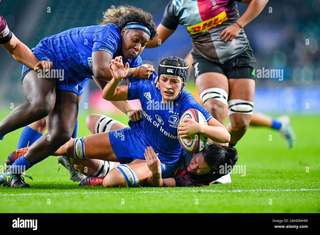 LONDON, UNITED KINGDOM. 28th, Dec 2019. Daisy Earle of Leinster scores a try during Gallagher Premiership Rugby match between Harlequins Women vs Leicester Women at Twickenham Stadium on Saturday, 28 December 2019. LONDON England .  (Editorial use only, license required for commercial use. No use in betting, games or a single club/league/player publications.) Credit: Taka G Wu/Alamy Live News Stock Photo