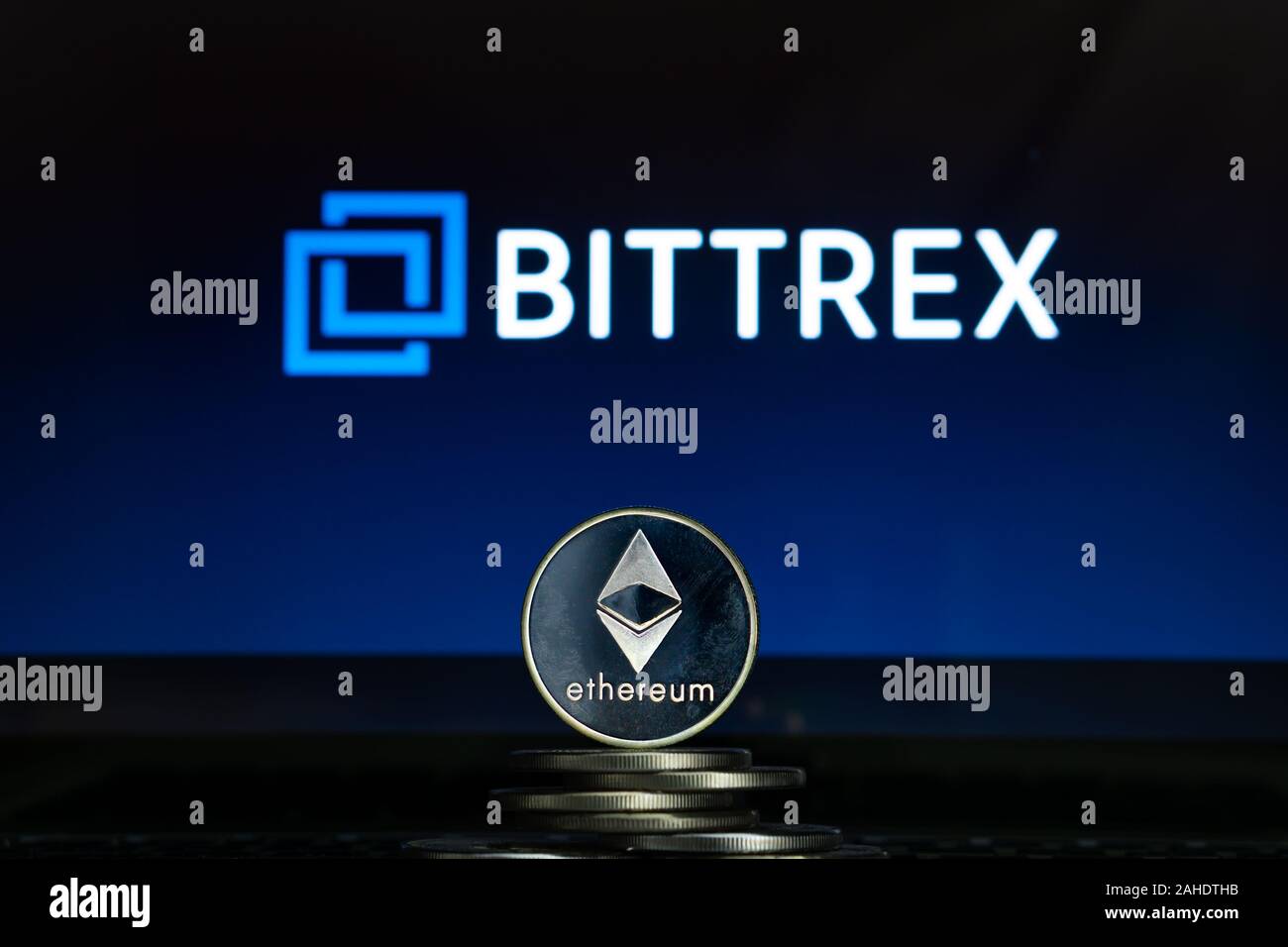 Bittrex logo hi-res stock photography and images - Alamy