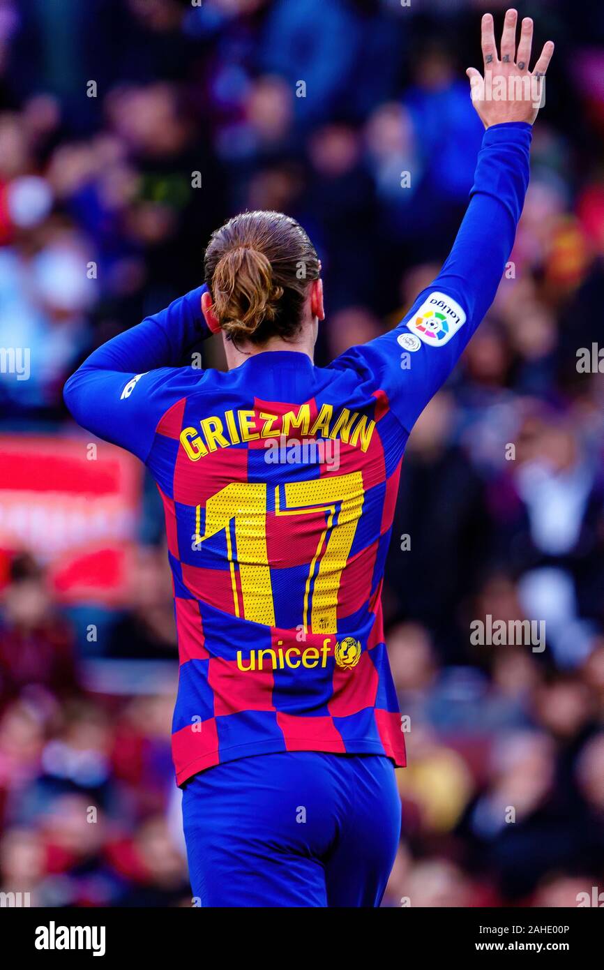 BARCELONA - DEC 21: Antoine Griezmann celebrates a goal at the La Liga  match between FC Barcelona and Deportivo Alaves at the Camp Nou Stadium on  Dece Stock Photo - Alamy