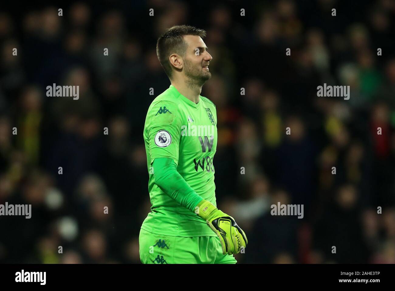 Tom Heaton Signed Goalkeeper Glove Burnley Aston Villa Cardiff City And England
