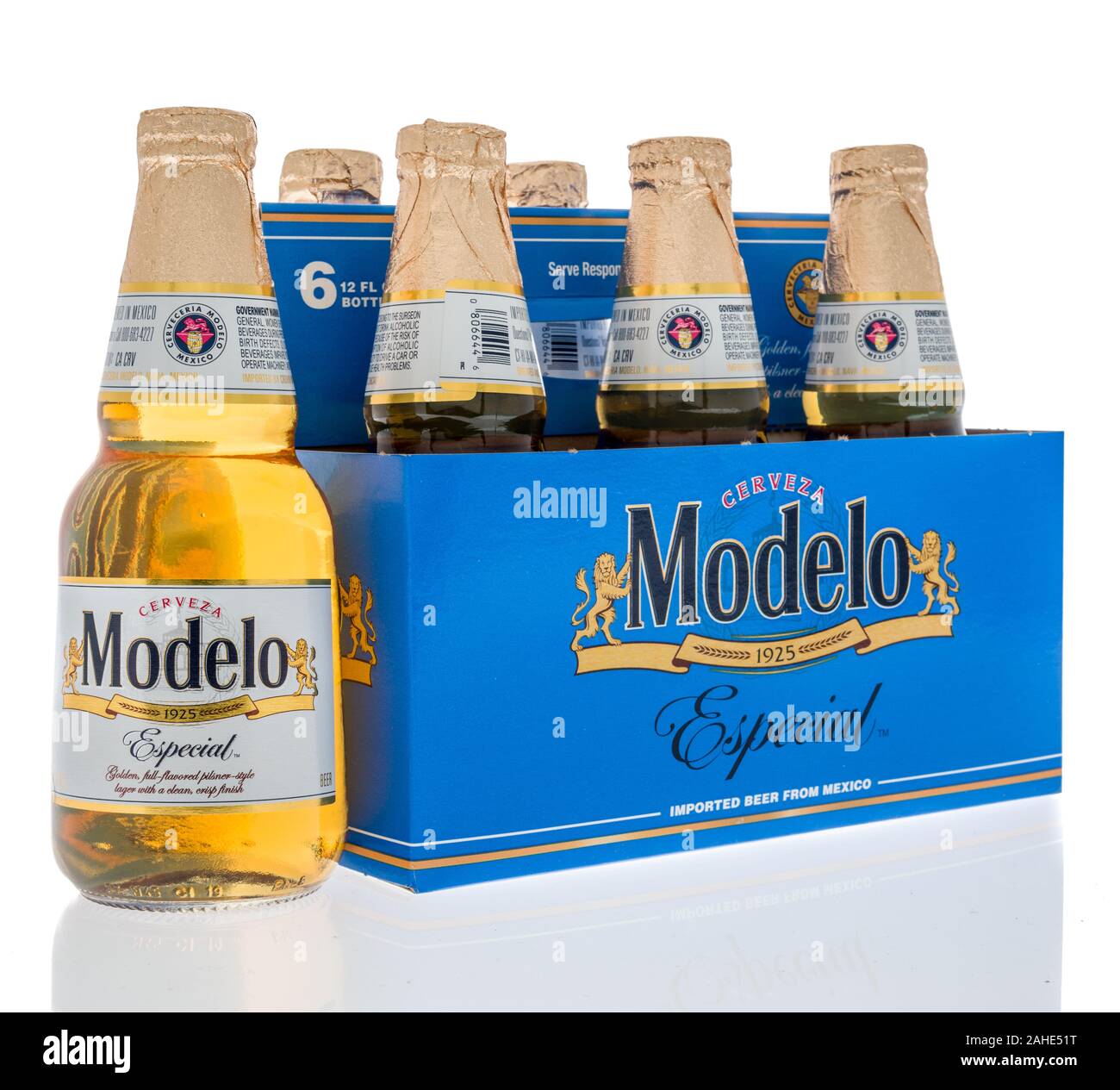 Modella Alcohol Modela hi-res stock photography and images - Alamy