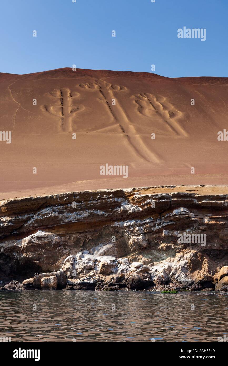 Paracas Candelabra, called the Candelabra of the Andes, Paracas