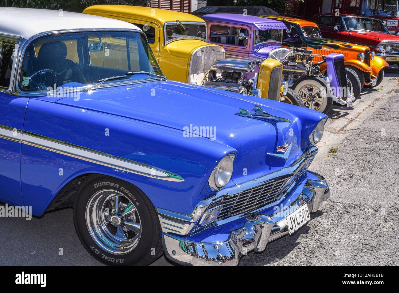 Methven, New Zealand. 28th Dec 2019. A sunny day brings out the custom cars for a gathering of hot rods on the southern island of New Zealand. Stock Photo