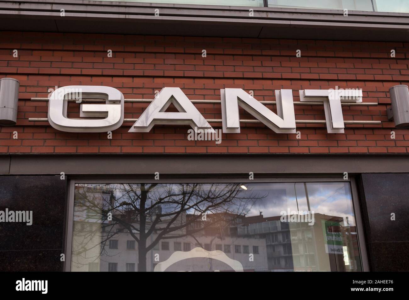 Gant Shop Store High Resolution Stock Photography and Images - Alamy