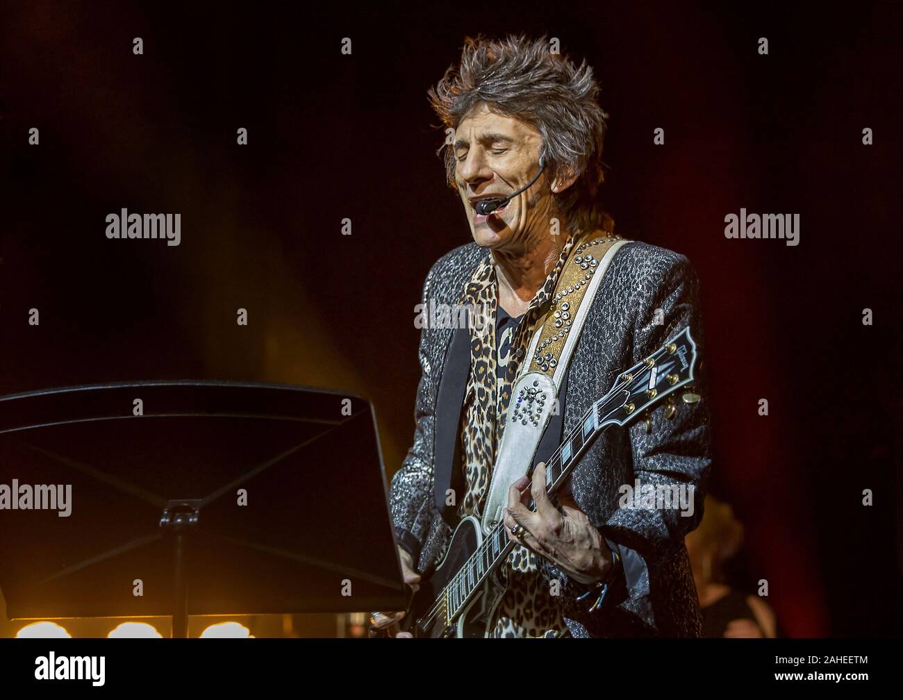 Ronnie Wood Performing on His 'Mad Lad' Tour at Manchester Opera House Featuring: Ronnie Wood Where: Manchester, United Kingdom When: 27 Nov 2019 Credit: Sakura/WENN.com Stock Photo