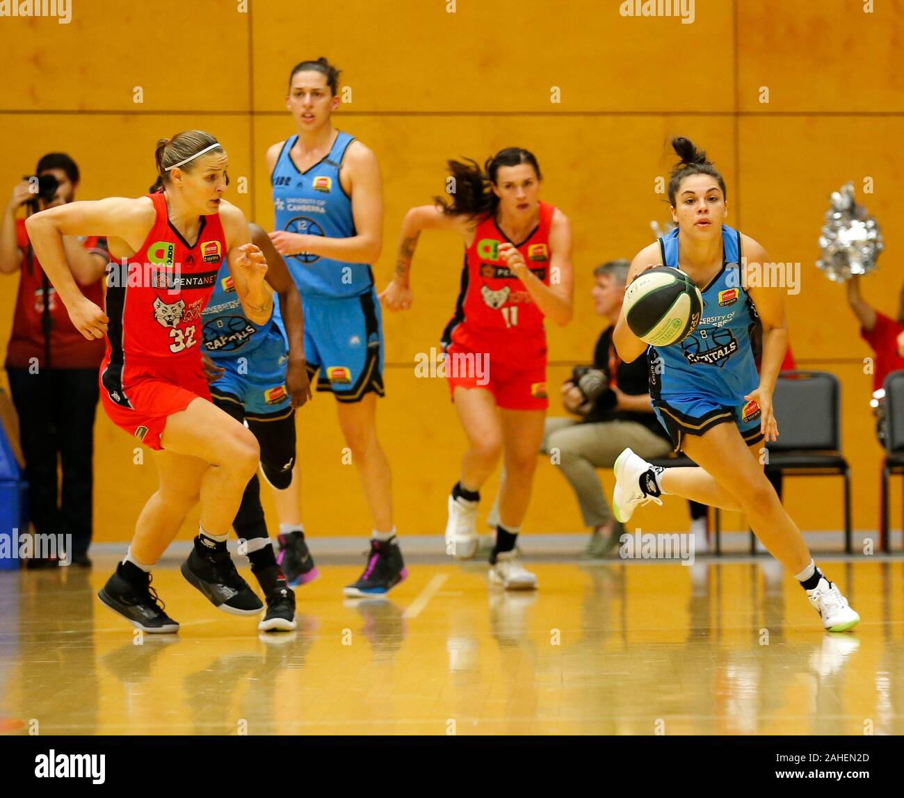 Perth, Australia. 29th Dec 2019. Womens National Basketball League Australia, Perth Lynx versus Canberra Capitals; Abby Cubillo of the Canberra Capitals makes a fast break from defence - Editorial Use Credit: Action Plus Sports Images/Alamy Live News Stock Photo