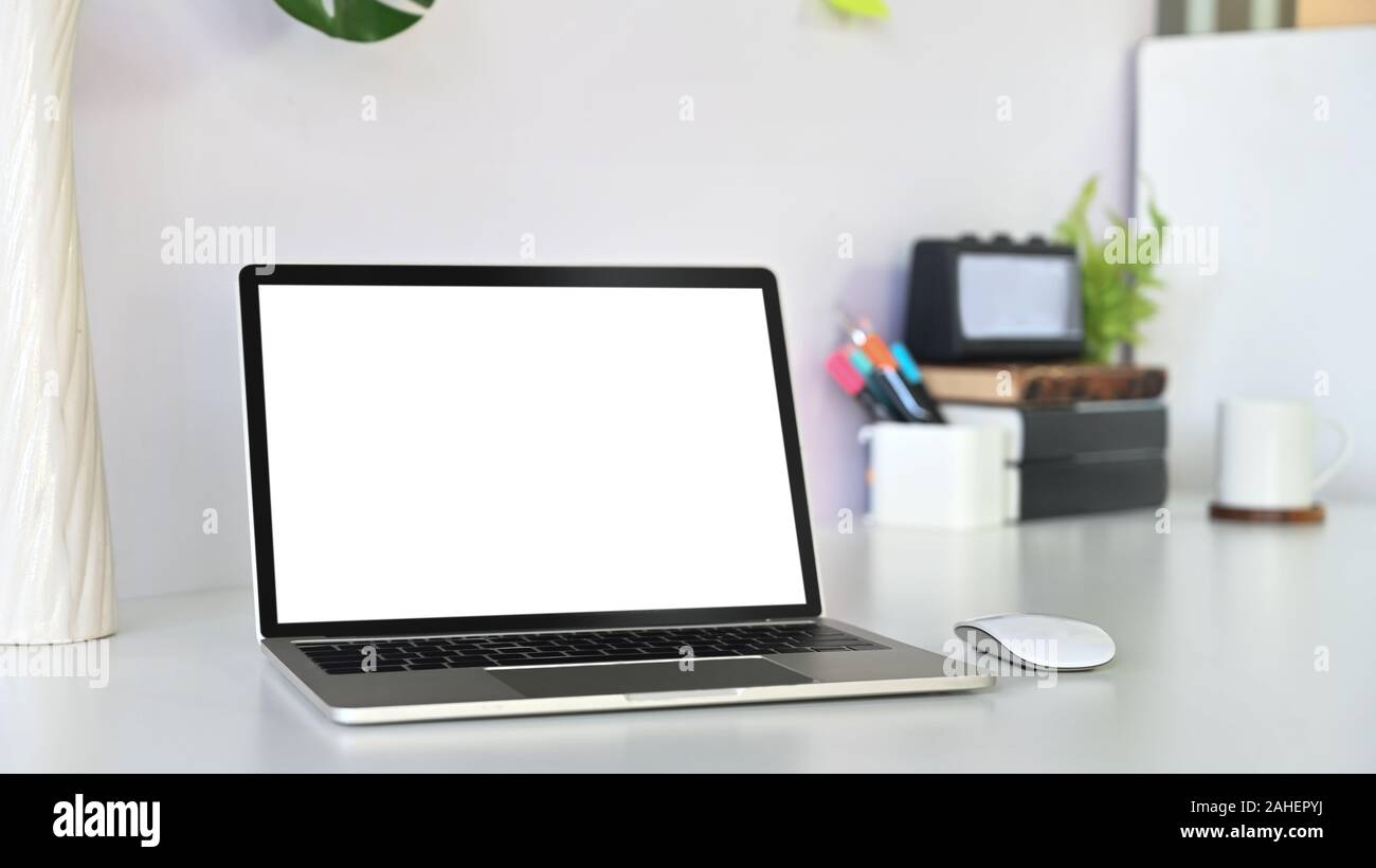 Blank computer monitor alarm hi-res stock photography and images - Alamy