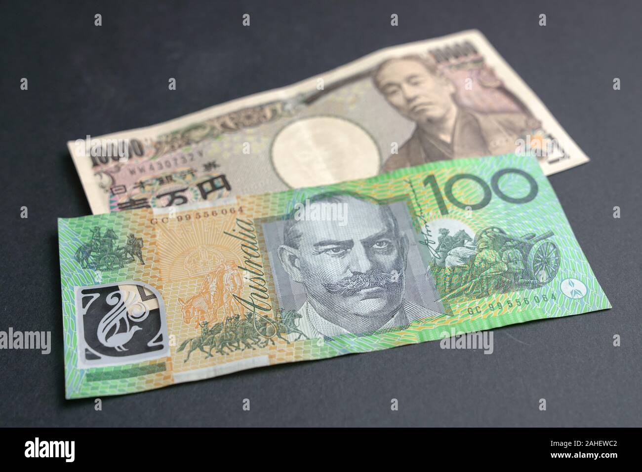 10000 dollar bill hi-res stock photography and images - Alamy