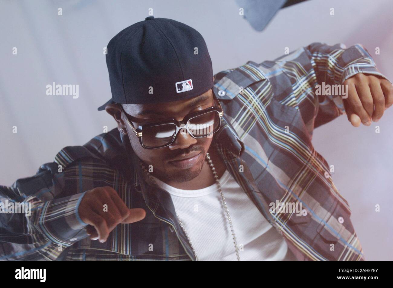Singer / Actor William Raymond Norwood Jr. aka Ray J on set of 40 Glocc ...