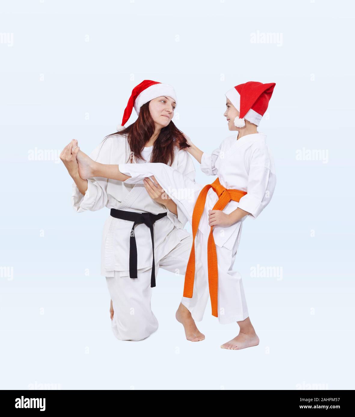 Karate woman kick hires stock photography and images Alamy
