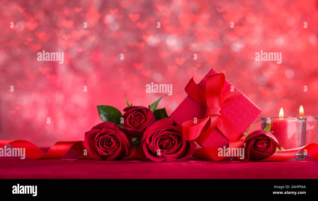 Romantic candles red rose hires stock photography and images Alamy