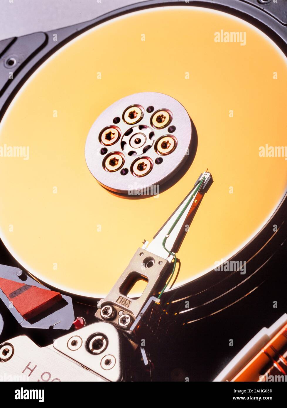 Read write head arm hi-res stock photography and images - Alamy