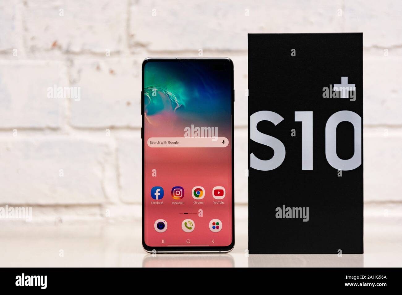 Corby, united Kingdom. December 25, 2019 - Samsung Galaxy S10 mobile phone, announcement of the new Samsung Galaxy S10 white, on white background. Ill Stock Photo