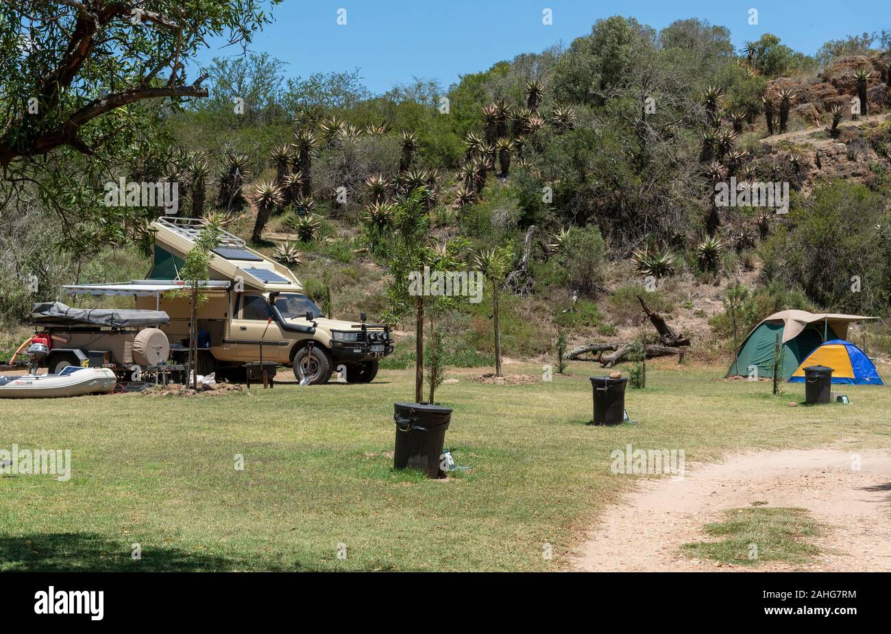Swellendam, Western Cape, South Africa. December 2019. Vechicle with a tent ontop at Aloe Hill Bontebok along the Garden Route. Stock Photo