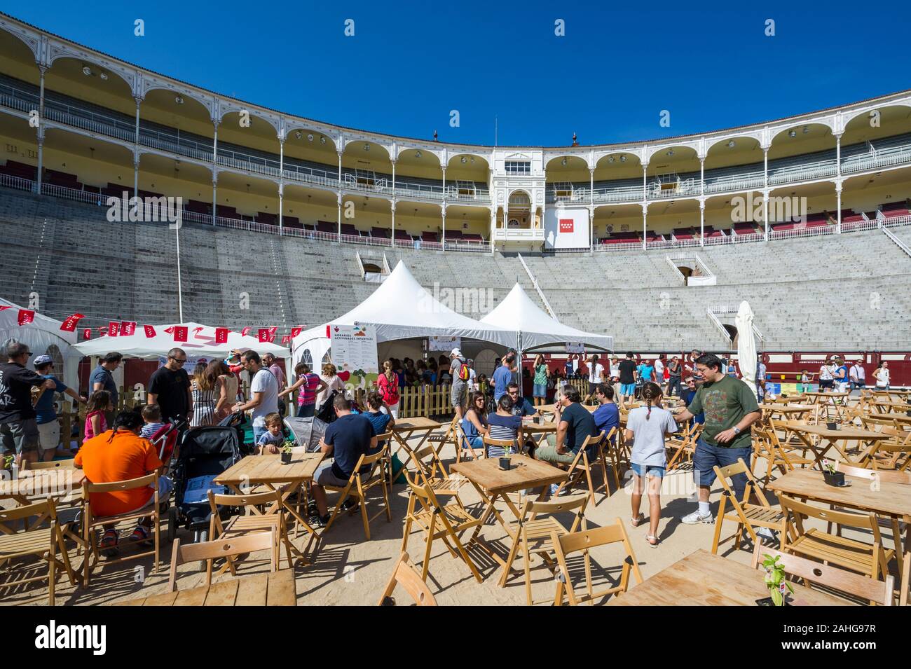 People at the Local farmers and producers market at the Las Ventas Bullring, Plaza de Toros, Madrid, Madrid Stock Photo