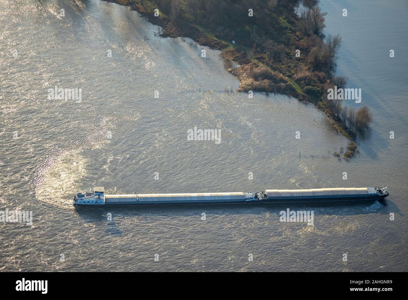 Aerial photo, cargo ships on the Erftkanal, river Rhine, Düsseldorf, Rhineland, North Rhine-Westphalia, Germany, inland navigation, DE, Europe, freigh Stock Photo