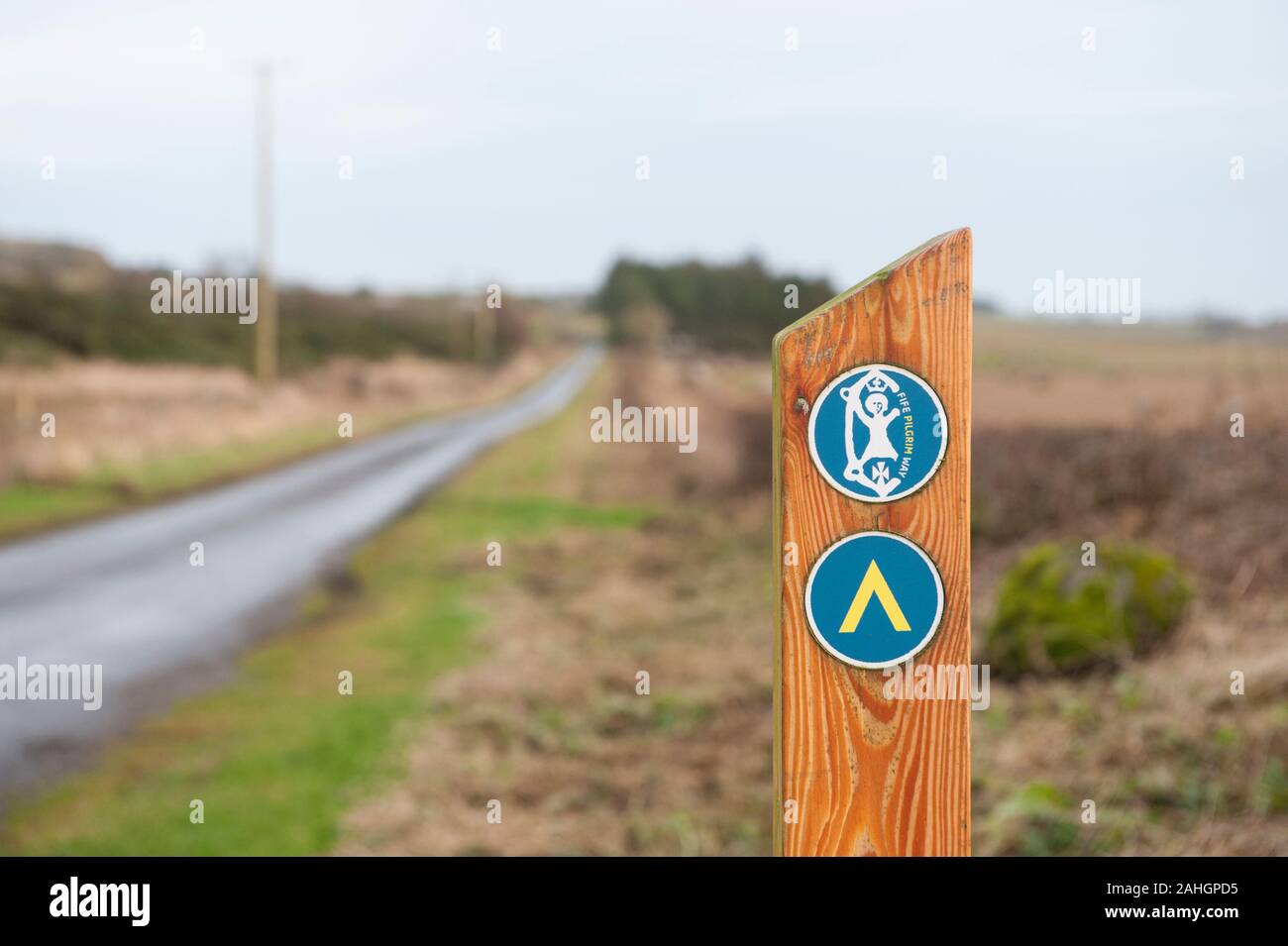 Waymarker on the Fife Pilgrim Way between Ceres and St Andrews in Fife, Scotland, UK Stock Photo
