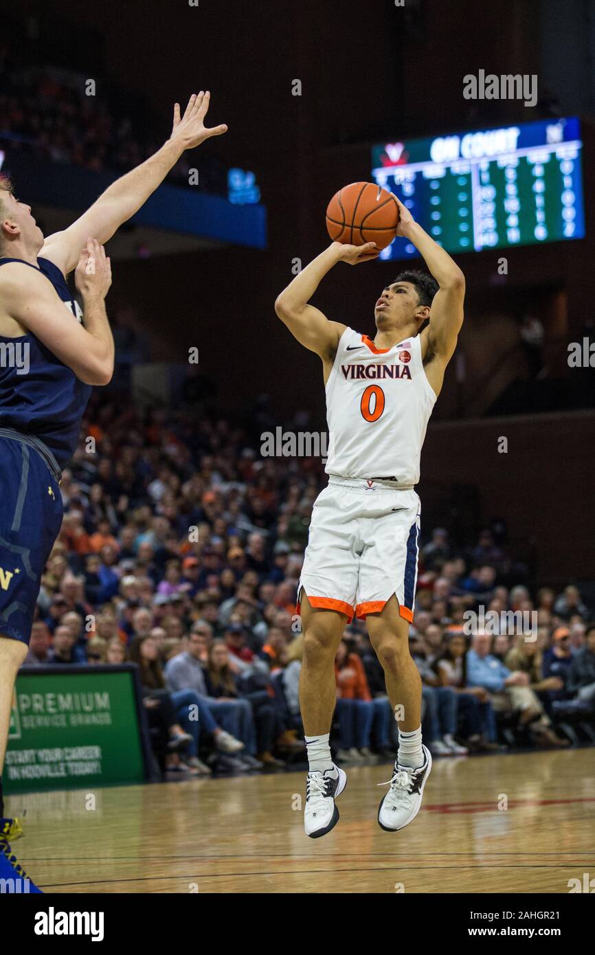 December 29, 2019: Virginia Cavaliers guard Kihei Clark (0) shoots from the top of the paint during NCAA basketball action between the Navy Midshipmen and the Virginia Cavaliers at John Paul Jones Arena Charlottesville, VA. Jonathan Huff/CSM. Stock Photo