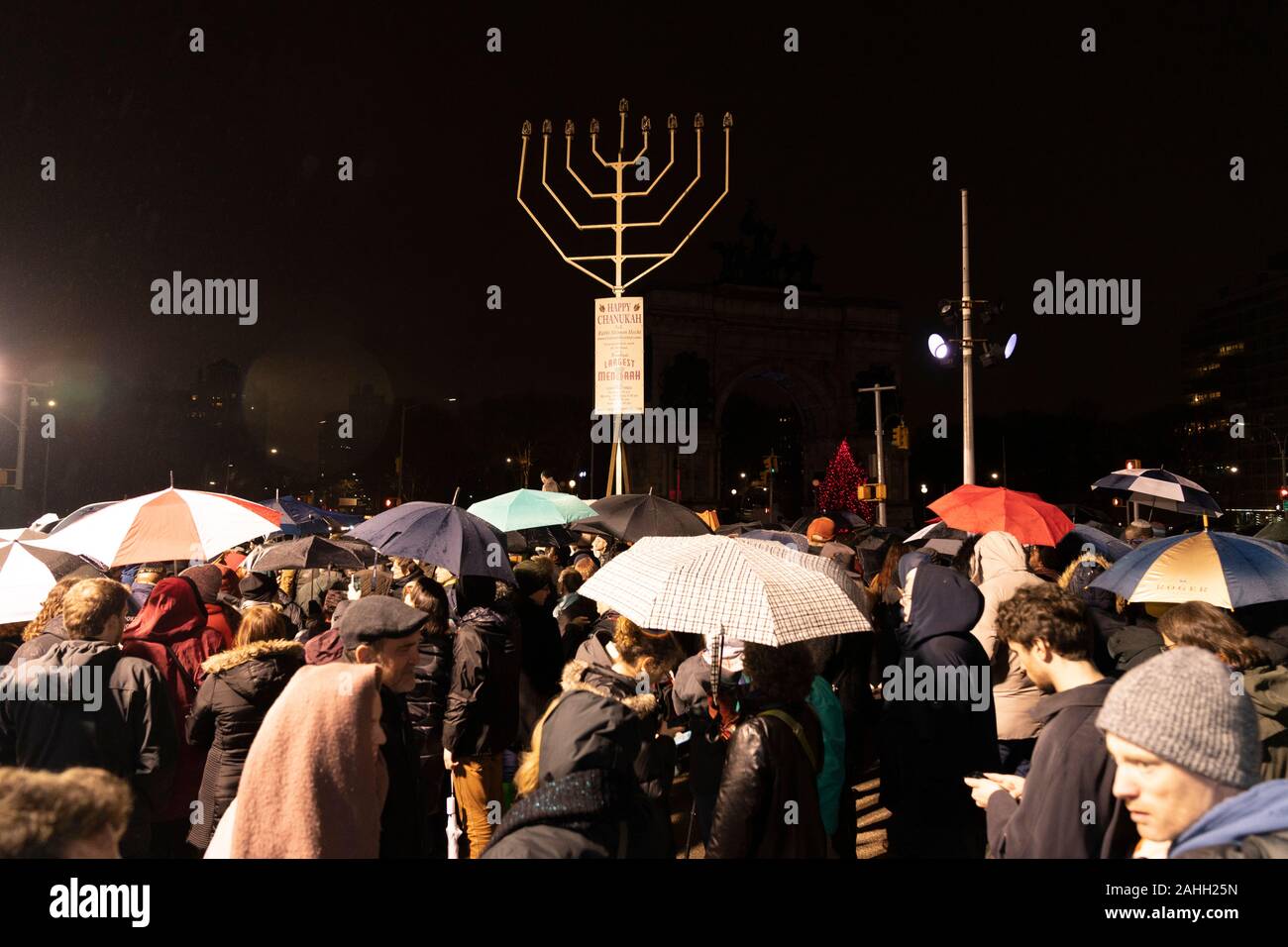 New York, NY December 29, 2019 Atmosphere during largest menorah lighting for the last night