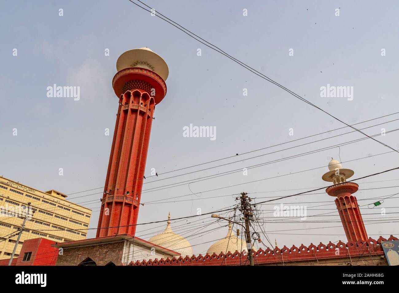 Karachi New Memon Masjid Mosque Picturesque View at Jinnah Road with ...