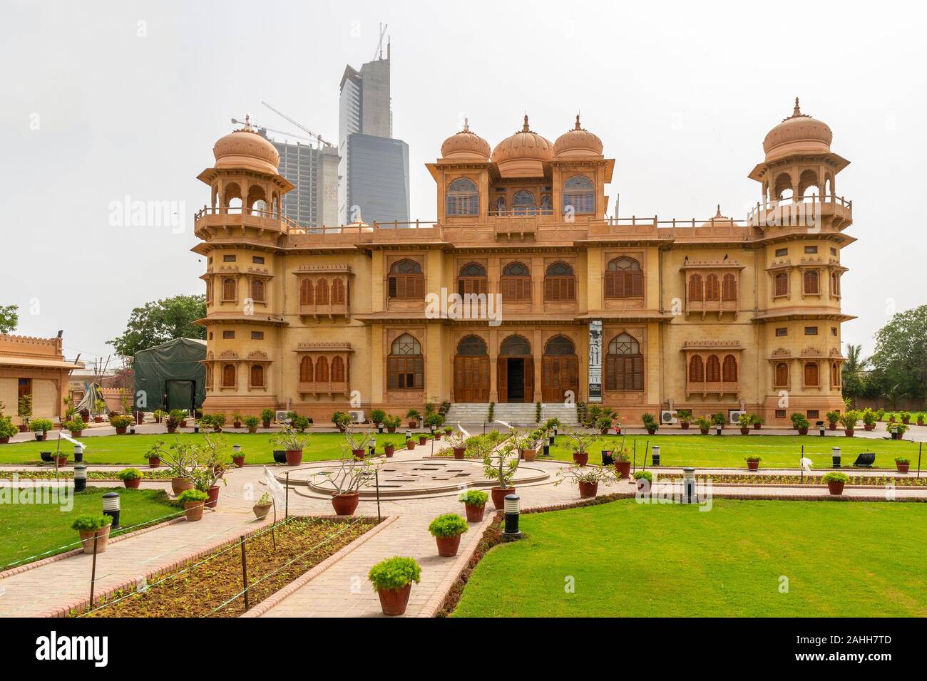 Karachi Mohatta Palace Museum Picturesque View at Hatim Alvi Road with Garden on a Cloudy Day Stock Photo