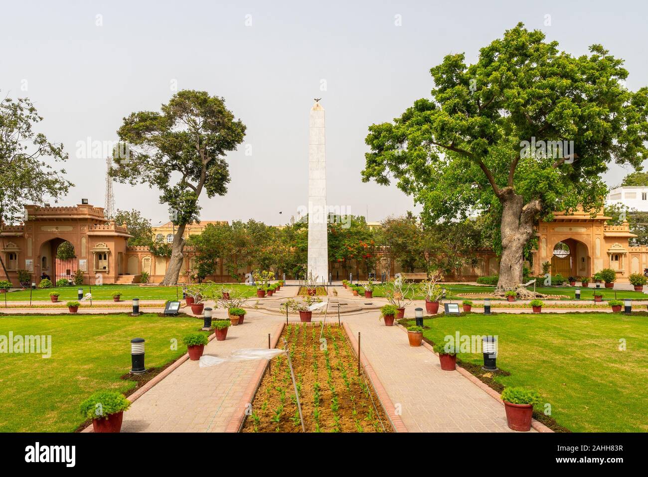 Karachi Mohatta Palace Museum Picturesque View of Garden Obelisk at Hatim Alvi Road on a Cloudy Day Stock Photo
