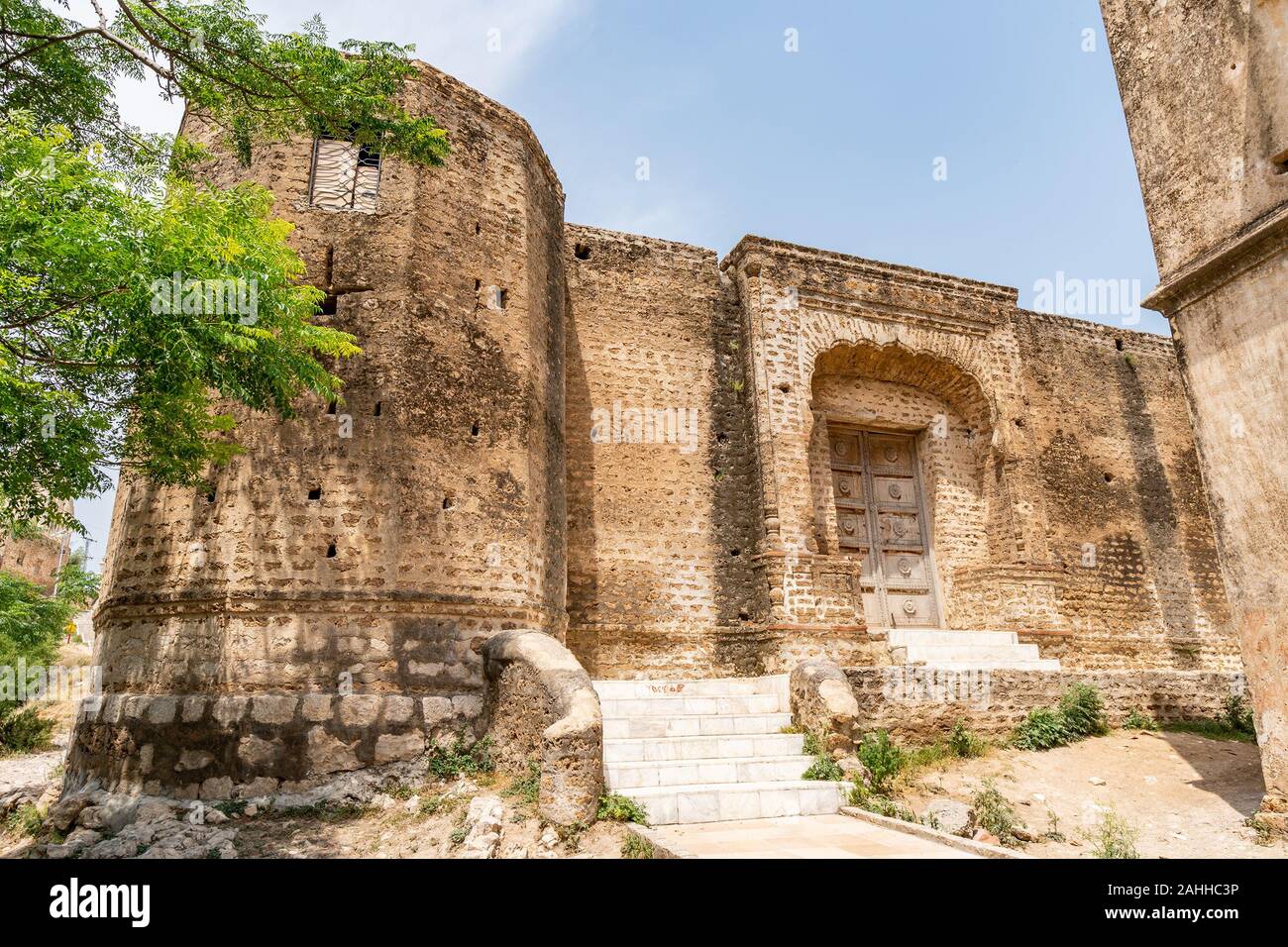 Chakwal Qila Katas Raj Hindu Temples Dedicated to Shiva Picturesque View of a Fort on a Sunny Blue Sky Day Stock Photo