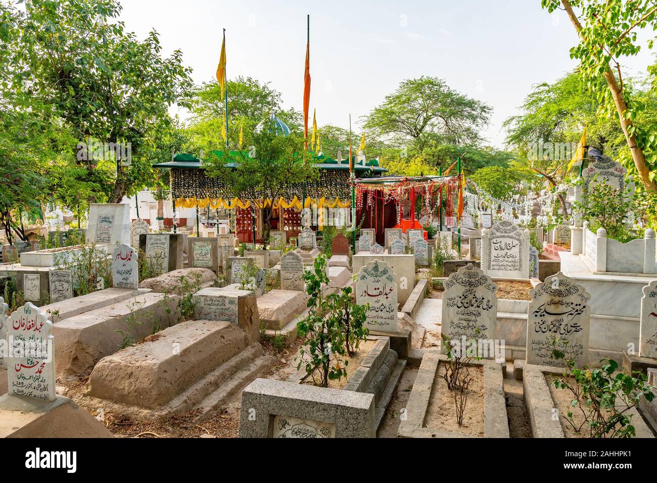 Muslim Graves Stock Photos & Muslim Graves Stock Images Alamy