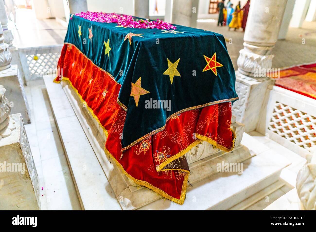 Larkana Bhutto Family Mausoleum Picturesque Interior View of a Martyr Shaheed Tomb Covered with Arabic Urdu Script Stock Photo