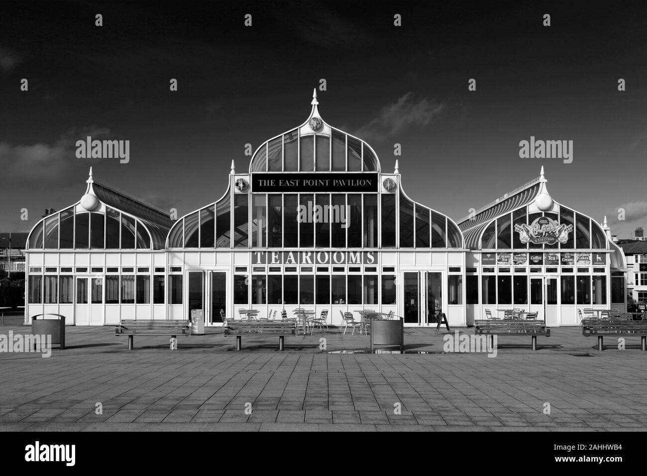 Royal pavilion Black and White Stock Photos & Images Alamy