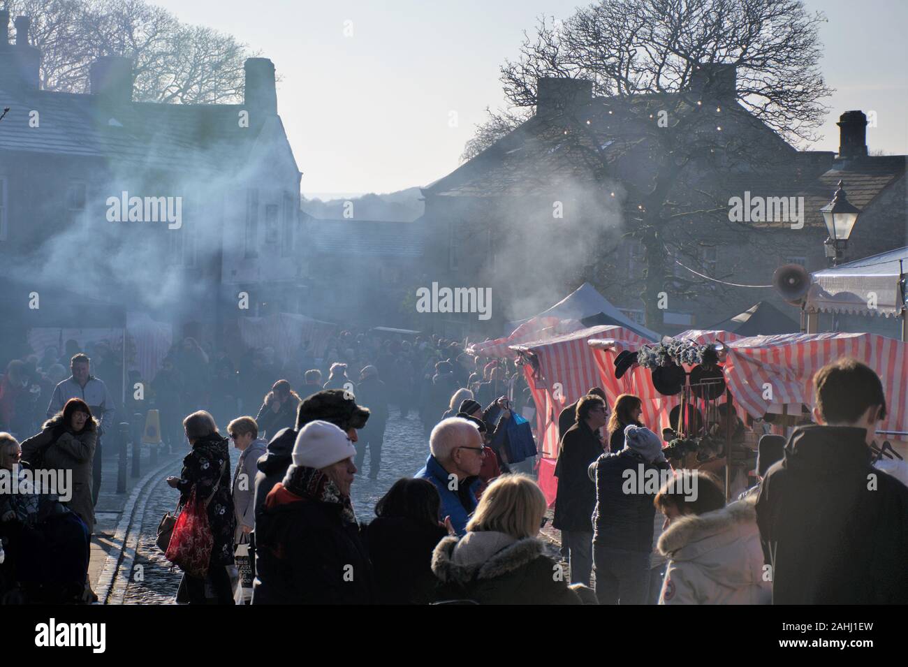 Grassington Dickensian Christmas Fair Dec 2019 Stock Photo Alamy