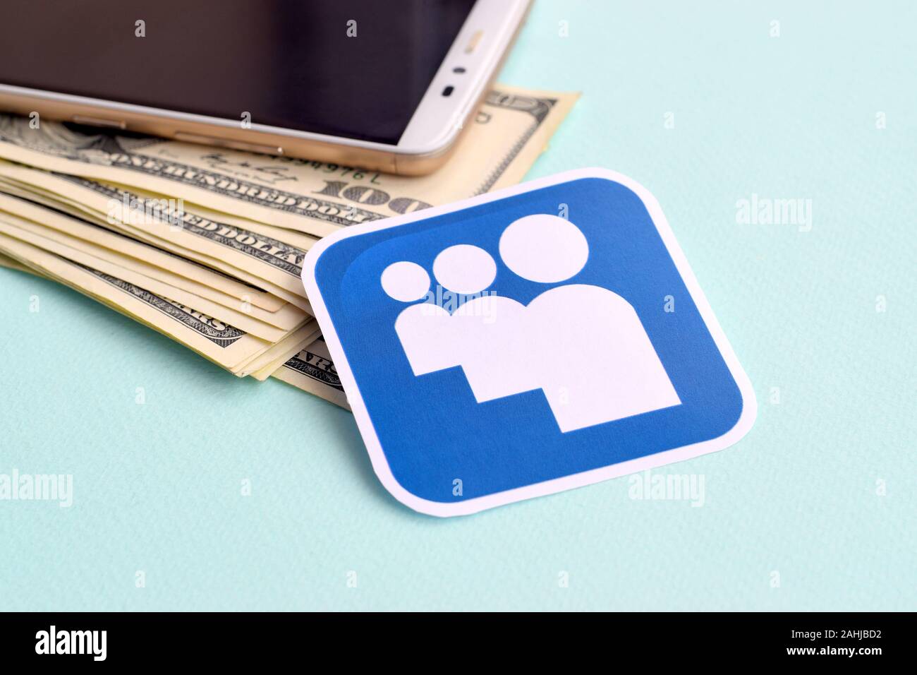 Myspace logo app icon hi-res stock photography and images - Alamy