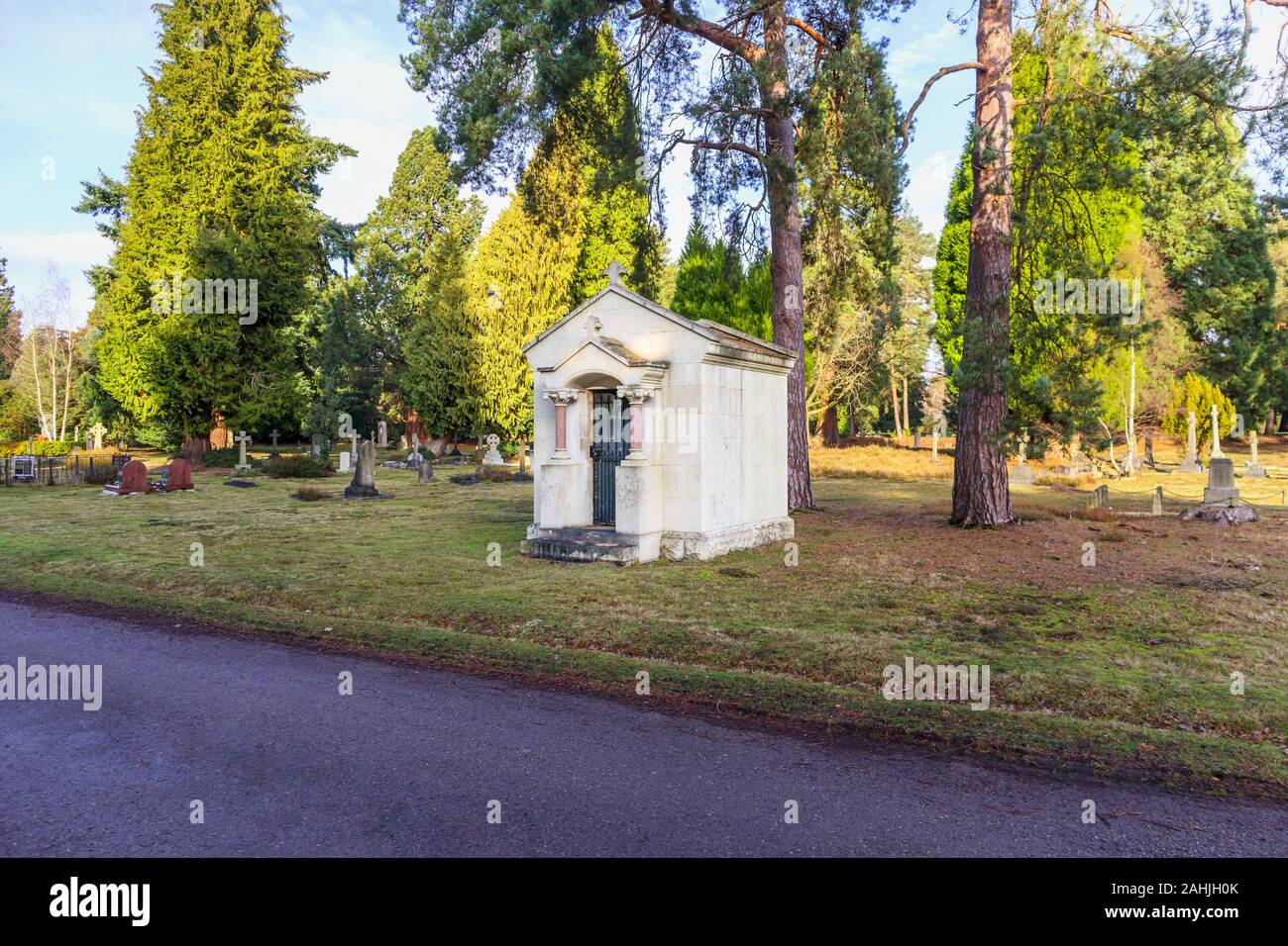 The small Montagu-Winch Mausoleum in South Cemetery, Brookwood Cemetery, Cemetery Pales, Brookwood, near Woking, Surrey, southeast England, UK Stock Photo