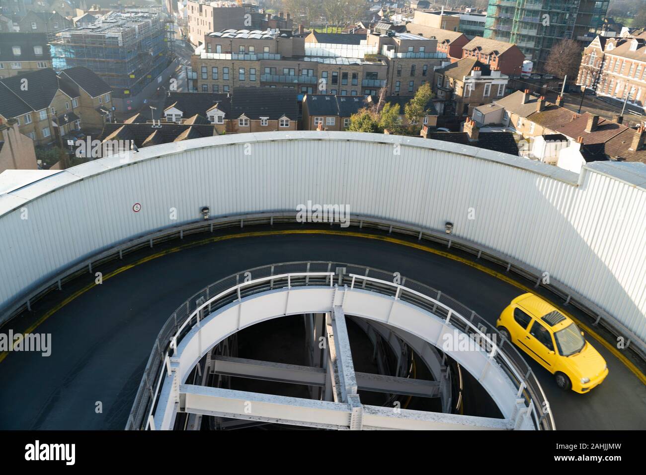 Car ramp down hi-res stock photography and images - Alamy
