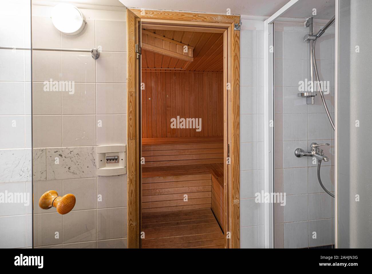 Sauna shower deals