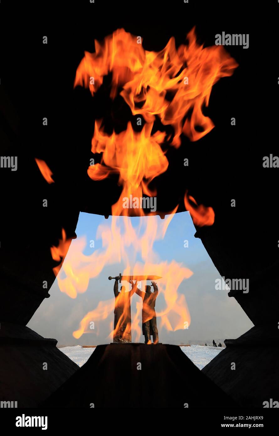 Magnitogorsk Russia 30th Dec 19 Chelyabinsk Region Russia December 30 19 The Eternal Flame Against The Background Of The Rear Front Memorial In Magnitogorsk Vladimir Smirnov Tass Credit Itar Tass News Agency Alamy Live News Magnitogorsk Russia 30th Dec 19 Chelyabinsk Region Russia December 30 19 The Eternal Flame Against The Background Of The Rear Front Memorial In Magnitogorsk Vladimir Smirnov Tass Credit Itar Tass News Agency Alamy Live News