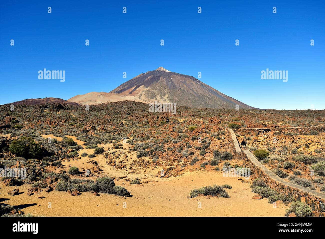 Volcan tenerife hi-res stock photography and images - Alamy
